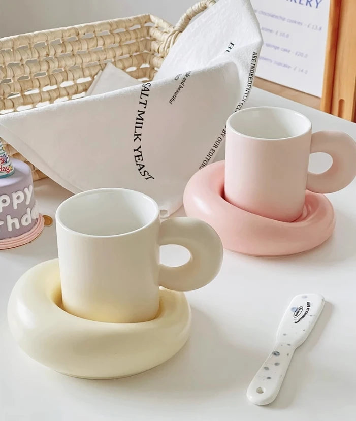 Coffee Mugs With Saucers