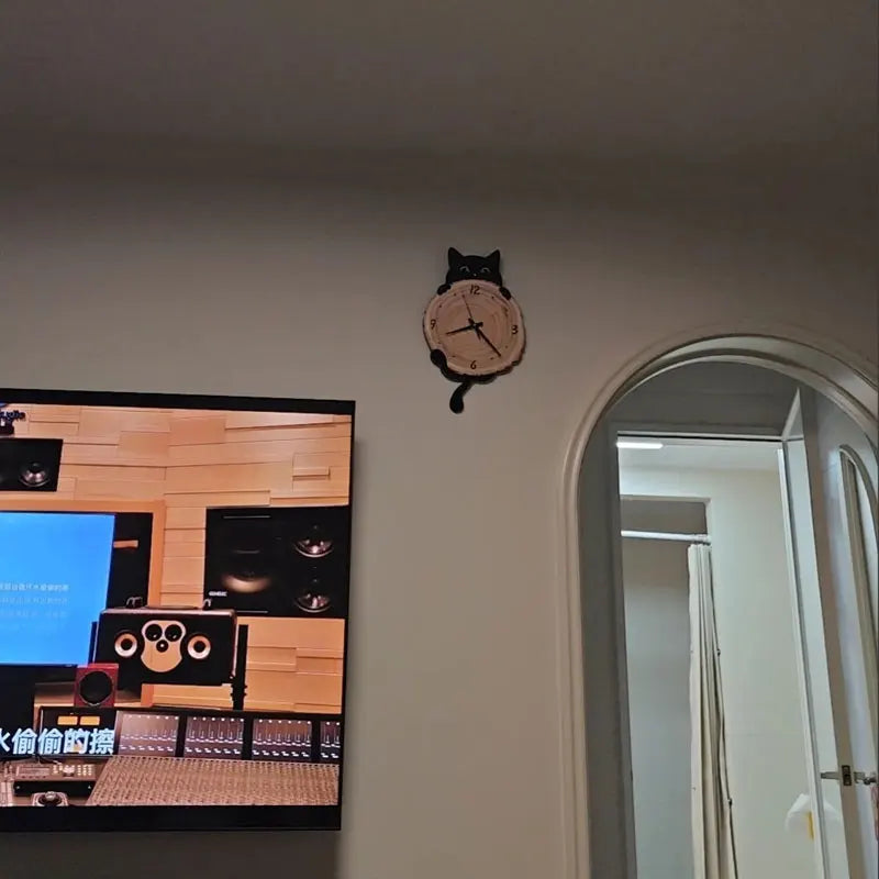 Wooden Cat Clock