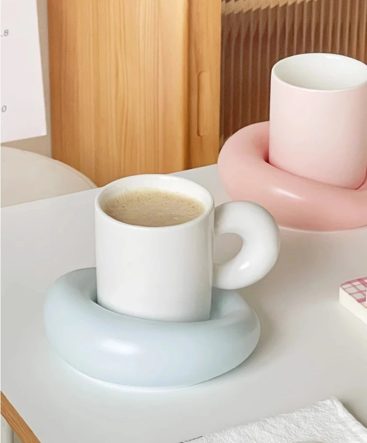 Coffee Mugs With Saucers